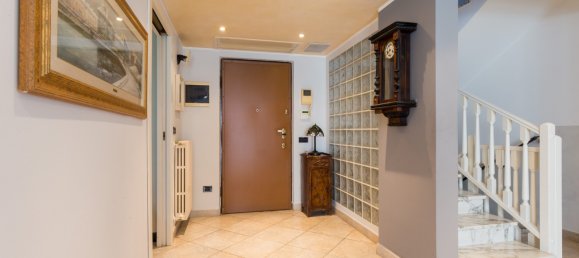 4 غرف نوم فيلا في Arese, Italy رقم 134716 3