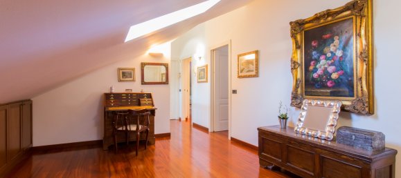 4 غرف نوم فيلا في Arese, Italy رقم 134716 36