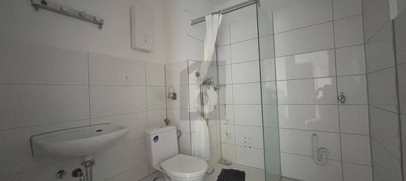 Квартира с 2 комнатами в Крефельд, Германия № 354853 5