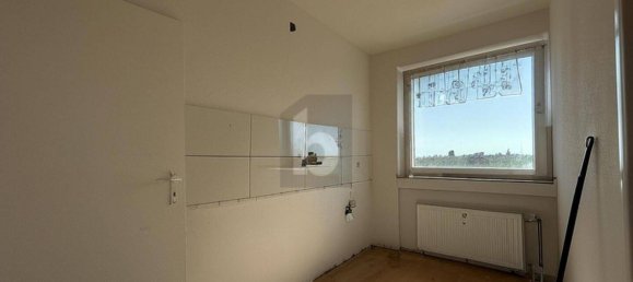 Квартира с 2 комнатами в Крефельд, Германия № 354853 4