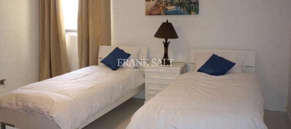 Apartamento de 3 dormitorios en Saint Julian's, Malta No. 4180 12