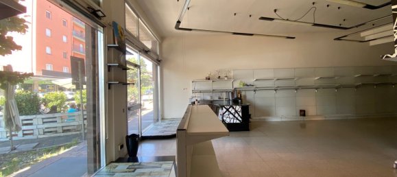 Propiedad comercial en Seriate, Italy 135 m² No. 253774 2