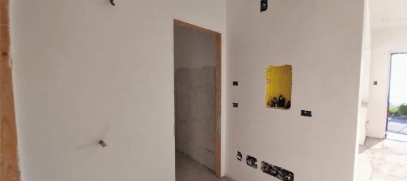 Квартира с 3 комнатами в Бельведере Мариттимо, Италия № 173653 23