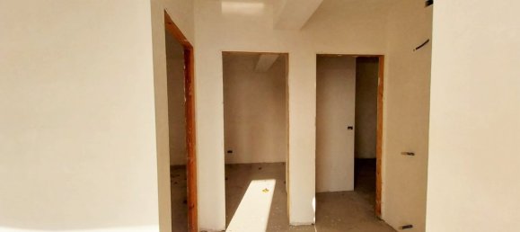 Квартира с 3 комнатами в Бельведере Мариттимо, Италия № 173653 18