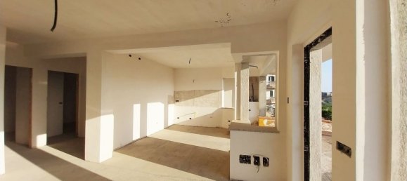 Квартира с 3 комнатами в Бельведере Мариттимо, Италия № 173653 11