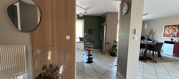 4 bedrooms House in Pusignan, France No. 317115 5