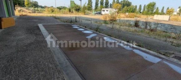 2 rooms Warehouse in Modena, Italy No. 227177 4