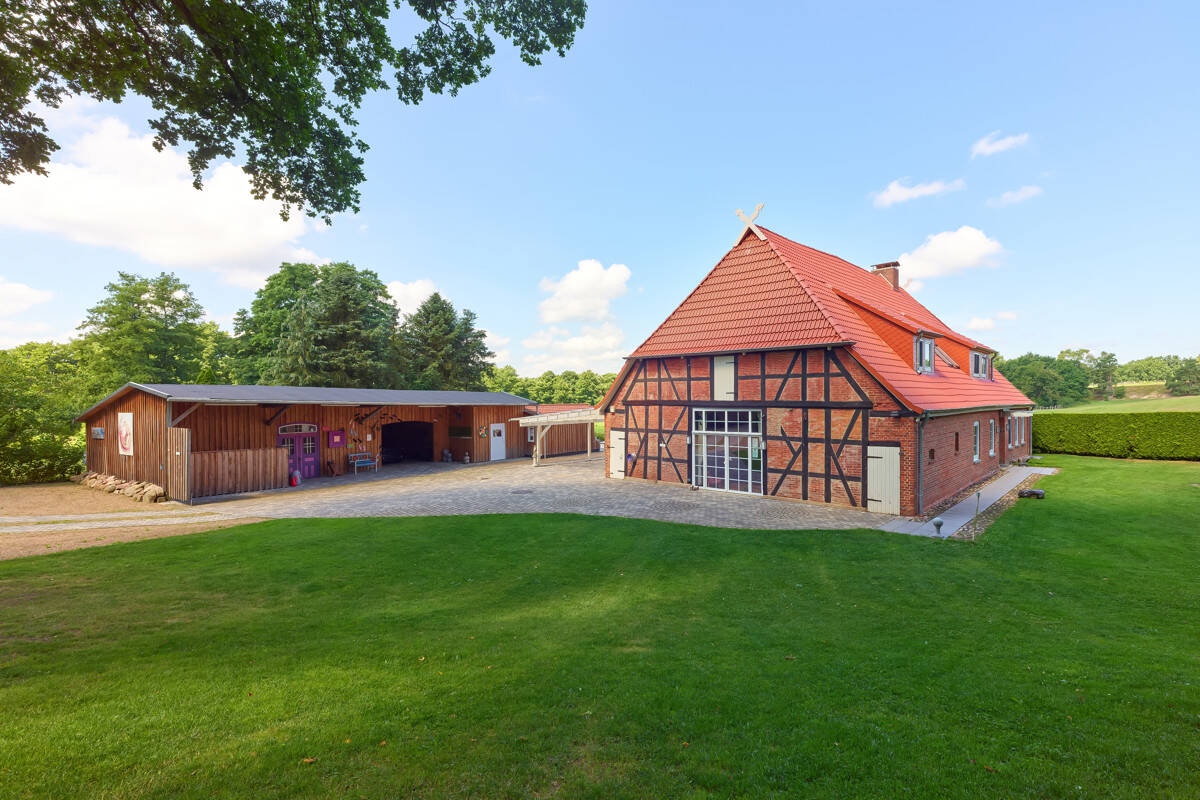 6 bedrooms Farm in Harburg, Germany No. 331375