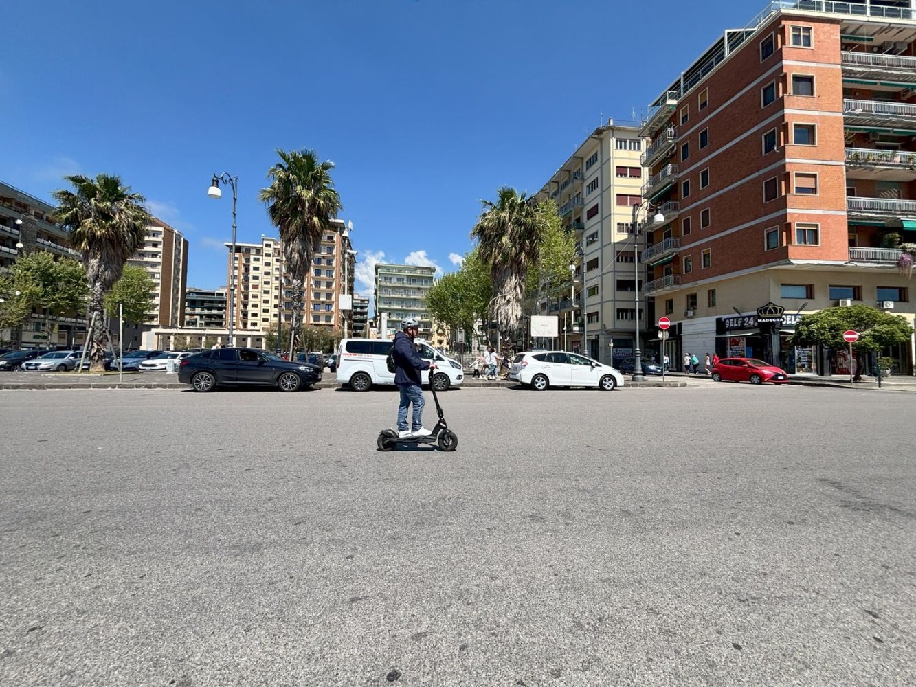 3 rooms Apartment in Salerno, Italy No. 261264