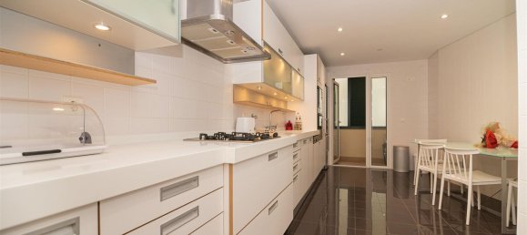 4 bedrooms Apartment in Funchal, Portugal No. 122520 8