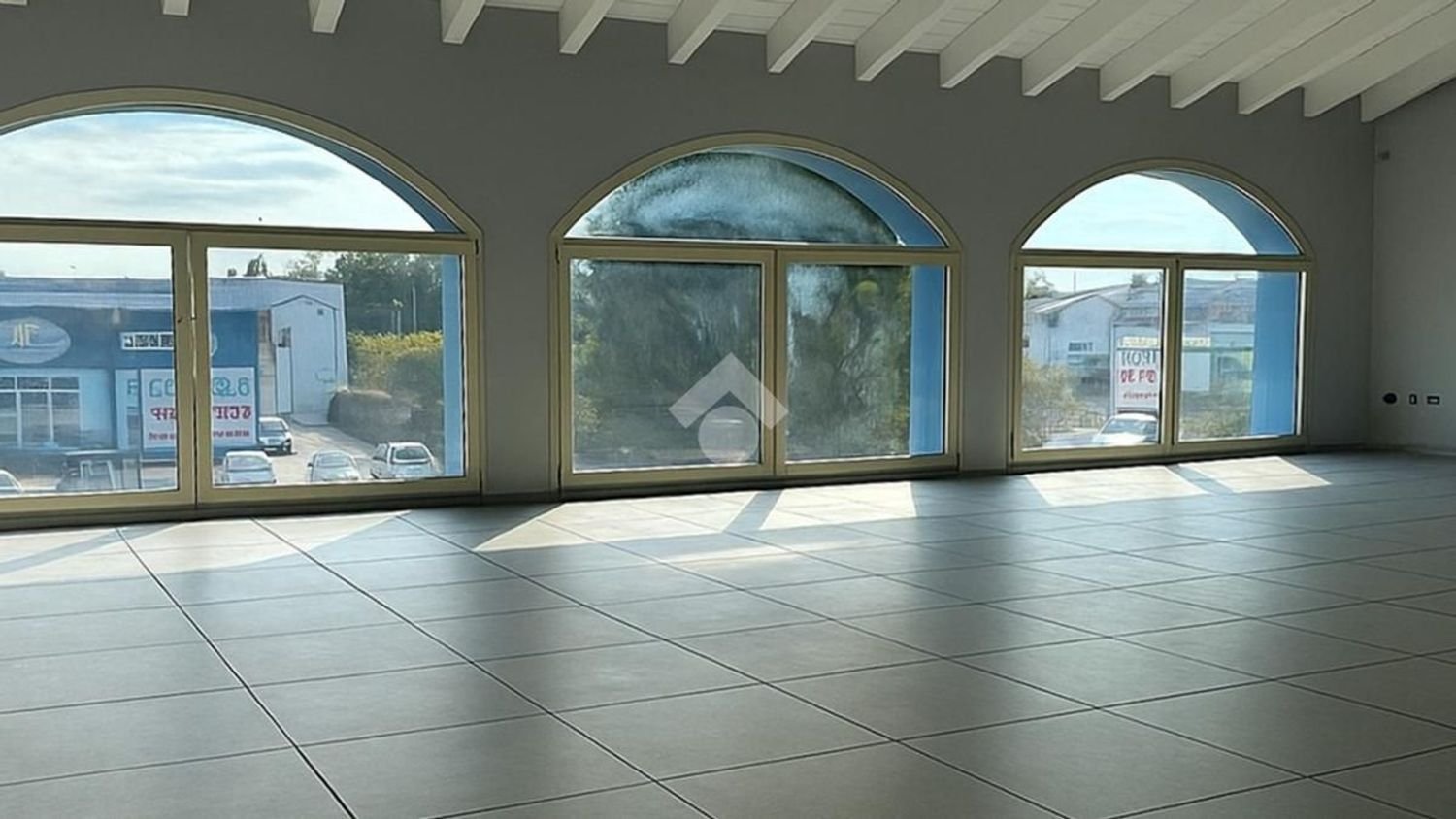 Oficina en Casalmaggiore, Italy 110 m² No. 359758