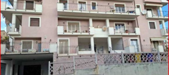 5 rooms Apartment in Monsampolo del Tronto, Italy No. 290340 2