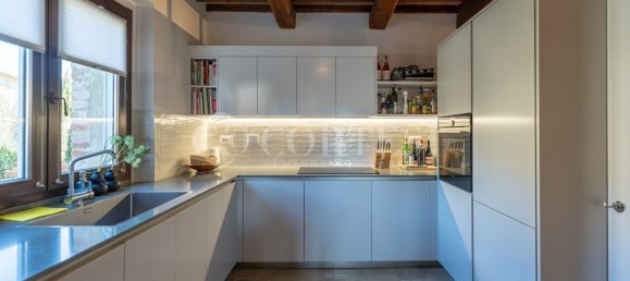 6 rooms Apartment in Umbertide, Italy No. 44258 40