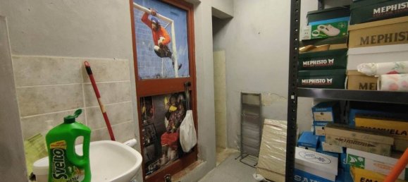 Коммерческая недвижимость с 1 комнатой в Монтелупо Фьорентино, Италия № 213347 19