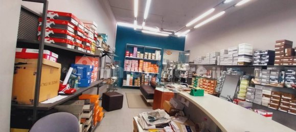 Коммерческая недвижимость с 1 комнатой в Монтелупо Фьорентино, Италия № 213347 10