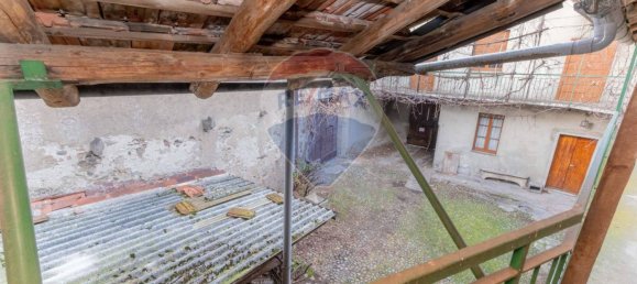 5 rooms Building in Somma Lombardo, Italy No. 378983 7