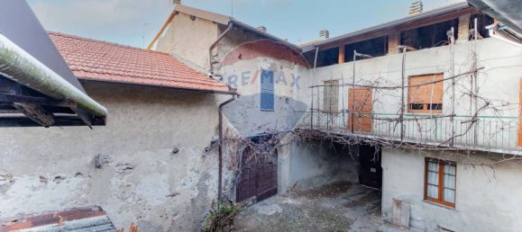 5 rooms Building in Somma Lombardo, Italy No. 378983 8