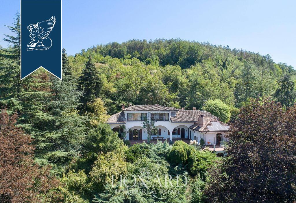 4 Schlafzimmer Villa in Godiasco Salice Terme, Italy, Nr. 362948