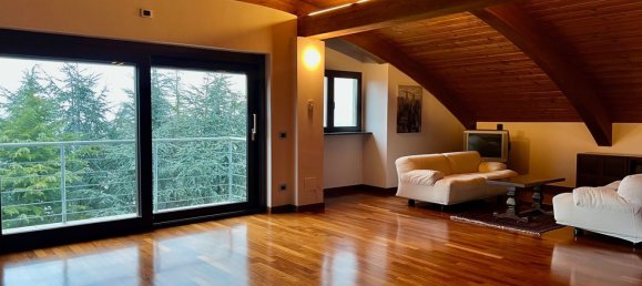 8-Zimmer Doppelhaus in Alba, Italy, Nr. 152798 11