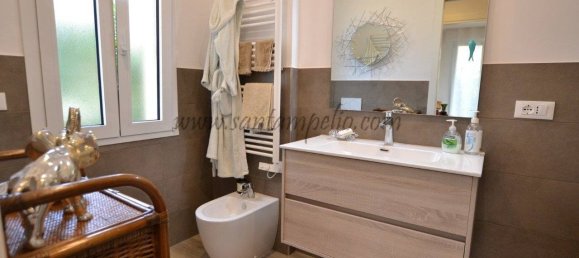 Квартира с 2 спальнями в Бордигера, Италия № 151036 7