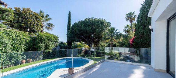4 Schlafzimmer Villa in Marbella, Spain, Nr. 42112 10