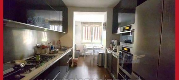5 Schlafzimmer Wohnung in Rome, Italy, Nr. 334077 10