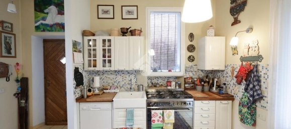 Villa de 4 habitaciónes en Sovico, Italy No. 155147 12