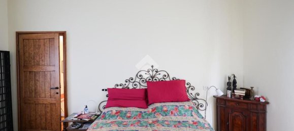 Villa de 4 habitaciónes en Sovico, Italy No. 155147 20