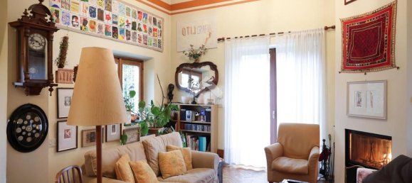 Villa de 4 habitaciónes en Sovico, Italy No. 155147 4