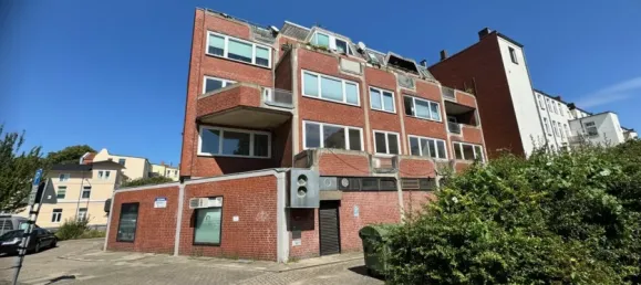 258m² Office in Lubeck, Germany No. 97649 4
