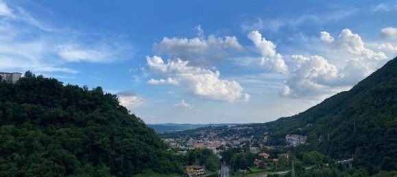 Квартира с 3 комнатами в Казлино д’Эрба, Италия № 181404 2