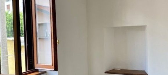 Квартира с 3 комнатами в Казлино д’Эрба, Италия № 181404 6