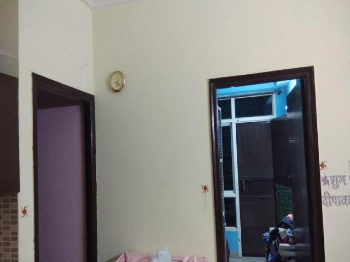 2 bedrooms House in Ghaziabad, India No. 55748