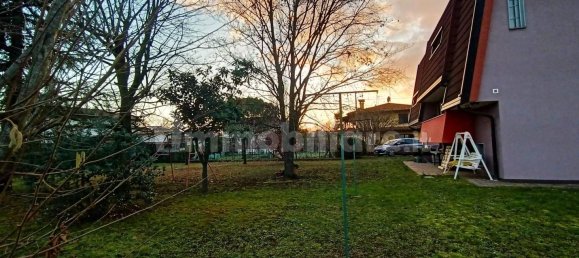 2 bedrooms Villa in Udine, Italy No. 71391 2