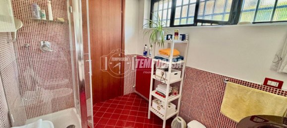 3 Schlafzimmer Villa in Agrate Brianza, Italy, Nr. 285819 37