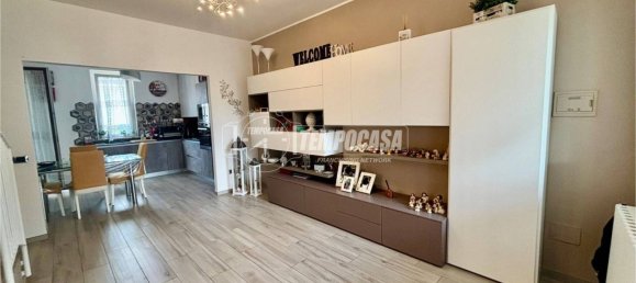 3 Schlafzimmer Villa in Agrate Brianza, Italy, Nr. 285819 14