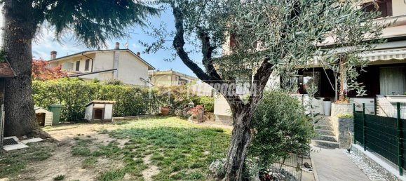 3 Schlafzimmer Villa in Agrate Brianza, Italy, Nr. 285819 3