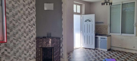 3 Schlafzimmer Haus in Nouziers, France, Nr. 300112 4