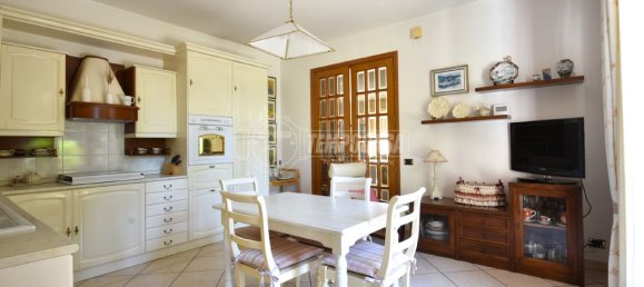 4 rooms Villa in Osimo, Italy No. 126528 10