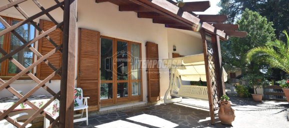 4 rooms Villa in Osimo, Italy No. 126528 4