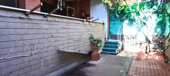 Квартира с 2 спальнями в Рим, Италия № 153710 26