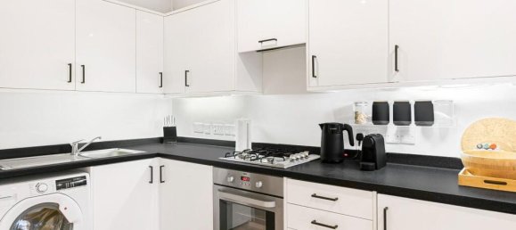 1 bedroom Apartment in London, United Kingdom No. 12436 3