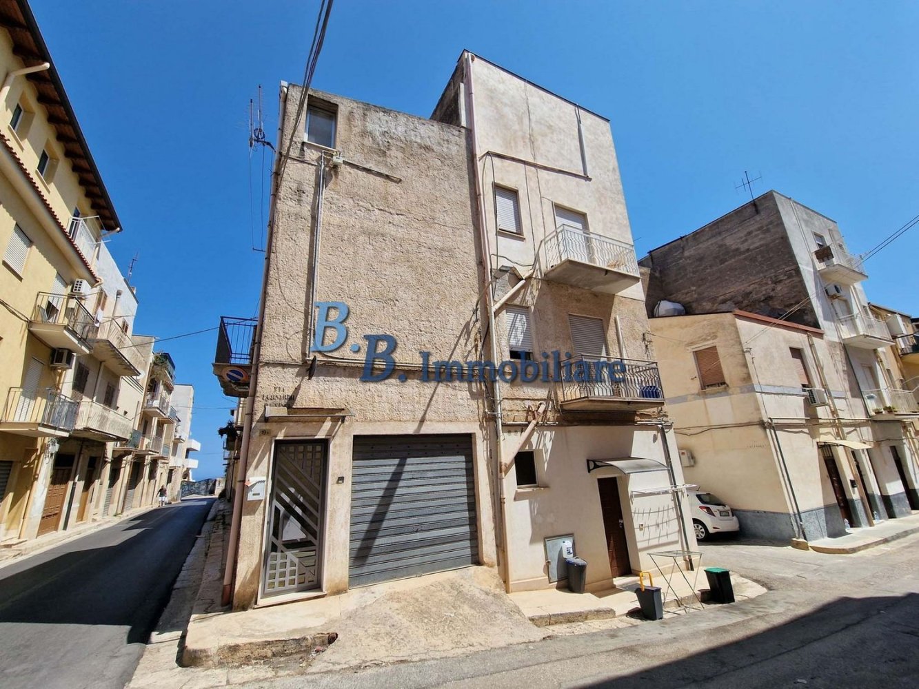 3 rooms Apartment in Alcamo, Italy No. 108625