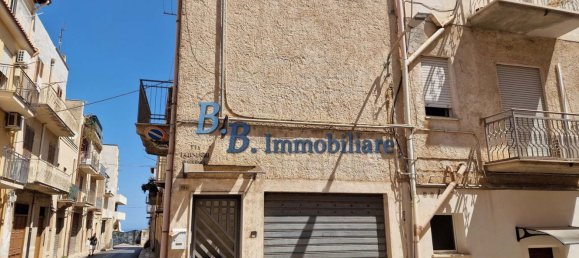 3 rooms Apartment in Alcamo, Italy No. 108625 7
