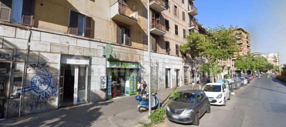 1-Zimmer Gewerbliche Immobilie in Rome, Italy, Nr. 294073 3