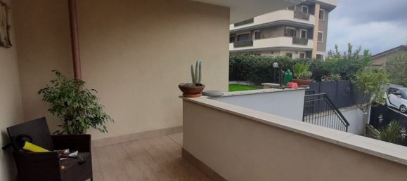 3 rooms Apartment in Rome, Italy No. 142908 5