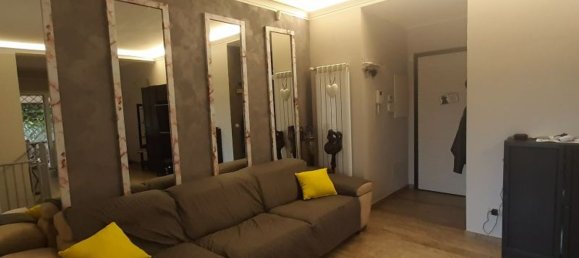 3 rooms Apartment in Rome, Italy No. 142908 8