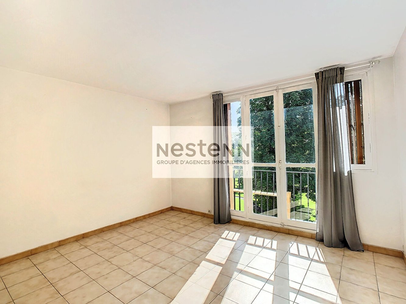 Apartamento T2 em Eaubonne, France N.º 178148