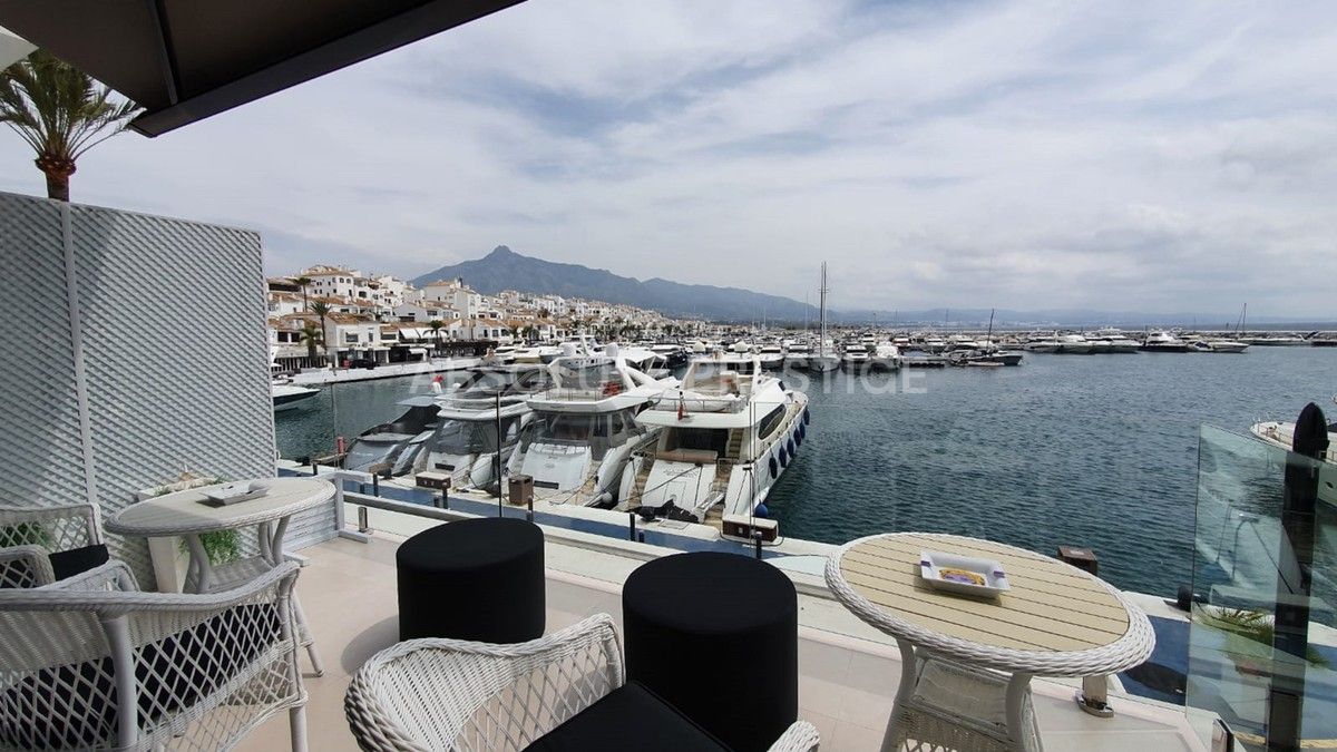 2 bedrooms Apartment in Marbella, Spain No. 23973
