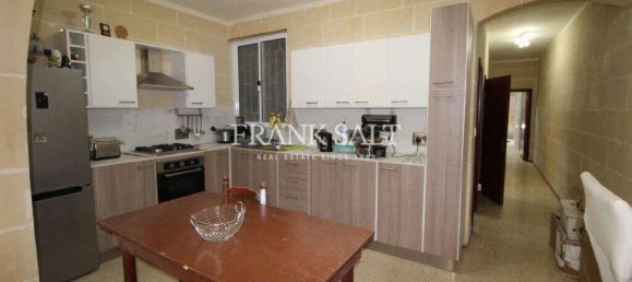 3 bedrooms Maisonette in Marsalforn, Malta No. 891 3